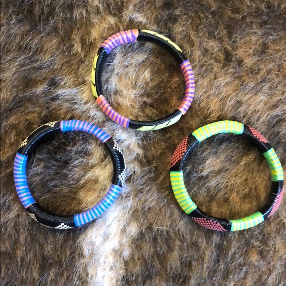 Three bracelets - Picture 2 of 4